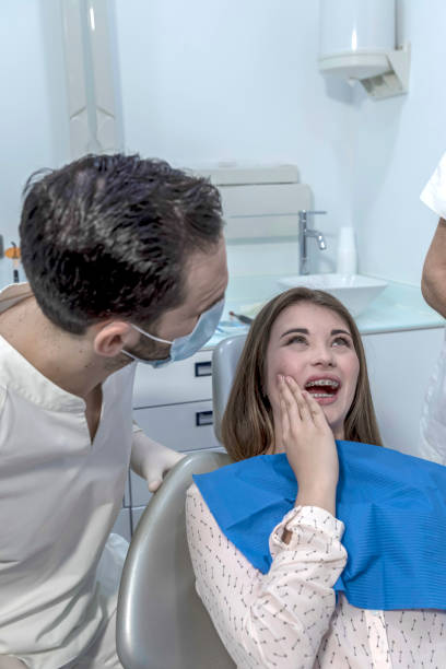 Best Emergency Broken Tooth Repair in La Nte, MO